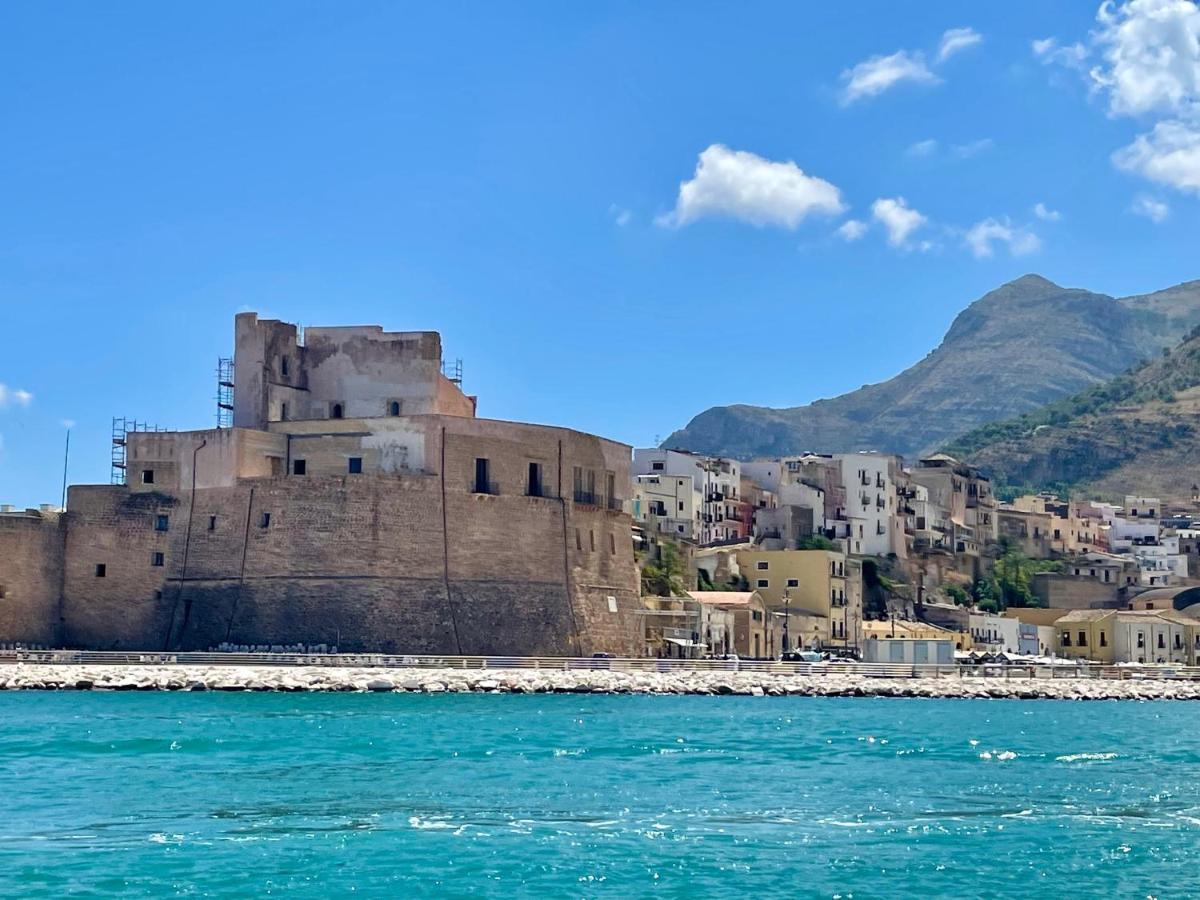 Castello A Mare Apartment Castellammare del Golfo Luaran gambar