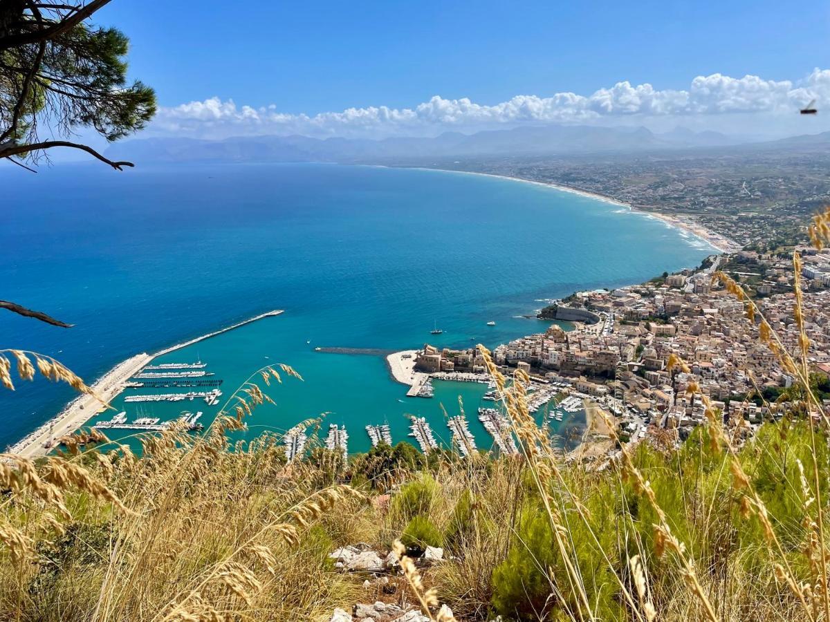 Castello A Mare Apartment Castellammare del Golfo Luaran gambar